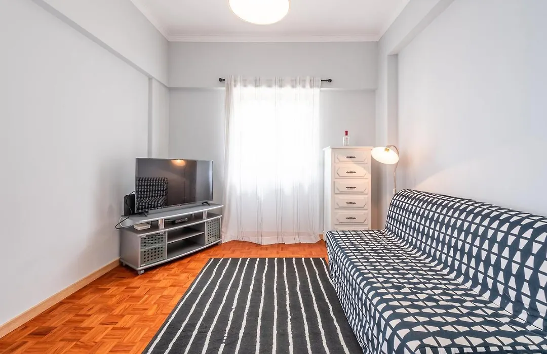 Guestready - Practical 1 Bdr Appt Near The Beach!-1